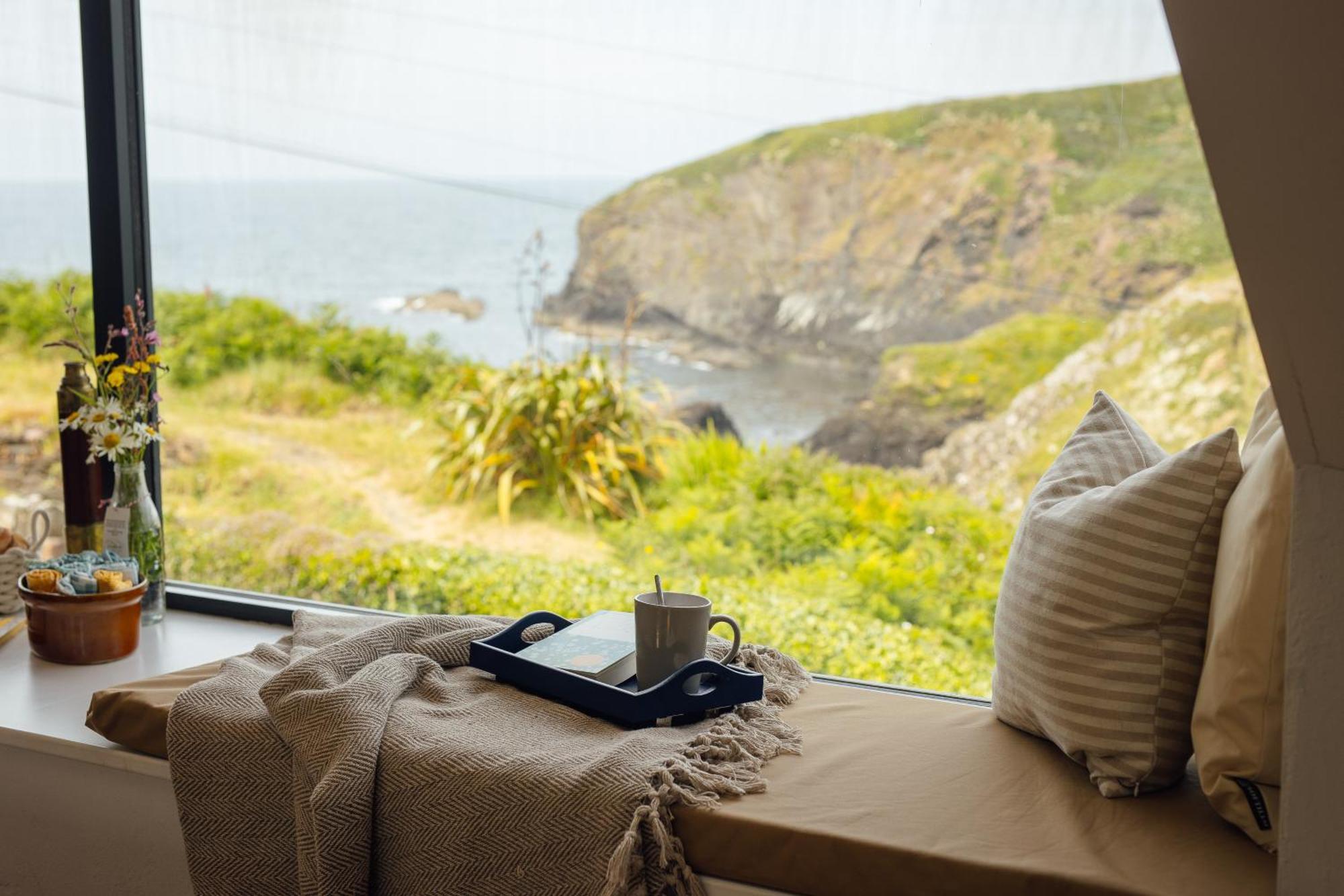 Cliff-Top Cottage On Coast Path W/Panoramic Views Trevine Buitenkant foto